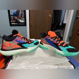 Jordan Zion 1’s -  2022
“CONE/ BLACK-HYPER JADE” color
Men’s 11  Brand New